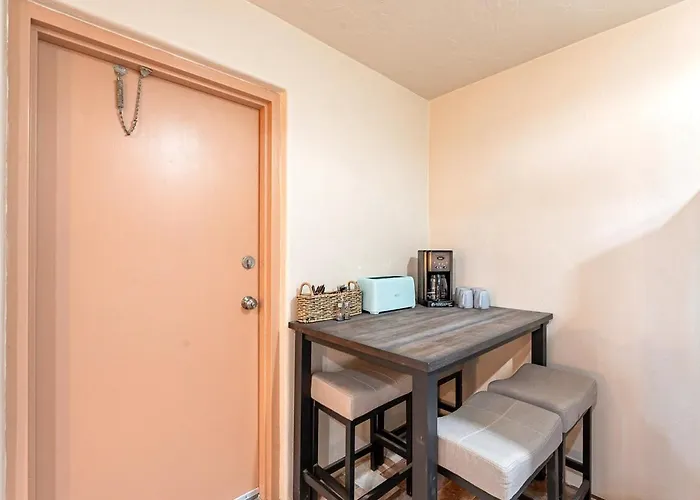 Morada Serena - Private And Casita Near Downtown *